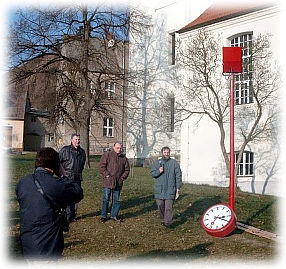 bahnhofsuhr buch/bild/bahnhofsuhr.jpg