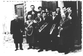 Die erste Bläsergruppe Die erste Bläsergruppe